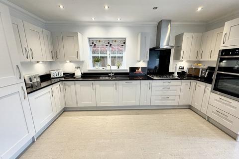 4 bedroom detached house for sale, Sturminster Marshall