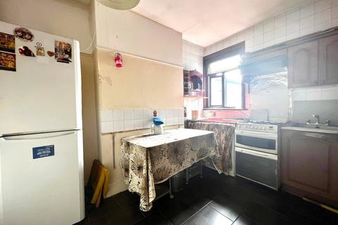undefined, Frognal Avenue, Harrow, Middlesex HA1