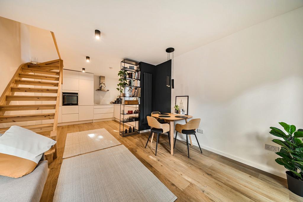 Kitchen/Reception