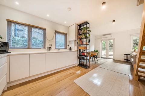 1 bedroom apartment for sale, Springbank Road, London