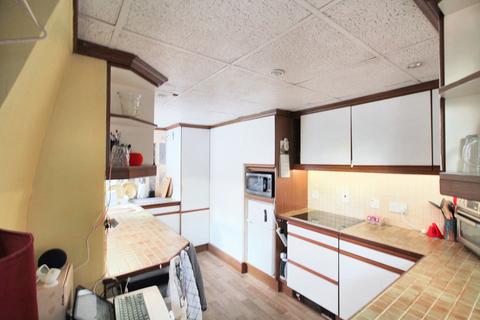1 bedroom flat for sale, North Street, Ashford TN24