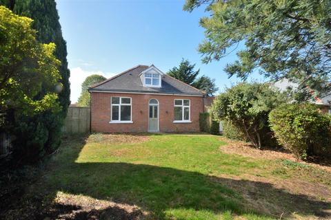 undefined, Nodes Road, Cowes