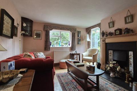 3 bedroom detached house for sale, Brook Street, Fenny Compton, CV47