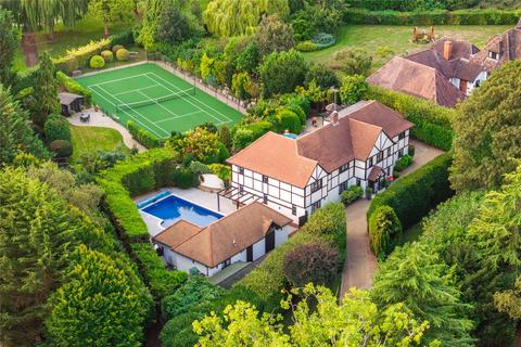5 bedroom detached house for sale, Garth Road, Letchworth Garden City, Hertfordshire, SG6
