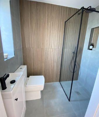 En Suite 1