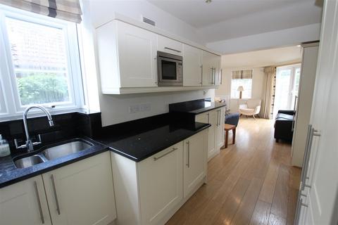 undefined, Heaton Avenue, Bolton BL1