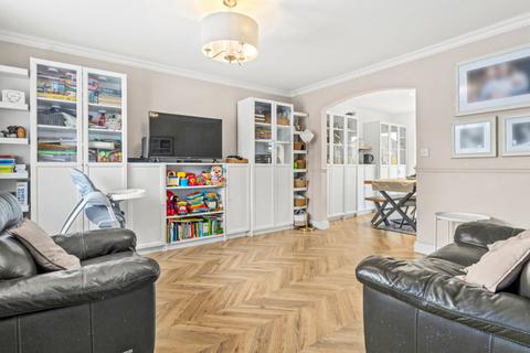 18 Dumfries Way, Liverpool, L33 1EW