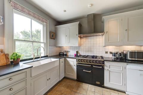 undefined, Cambridge Gardens, North Kensington, London