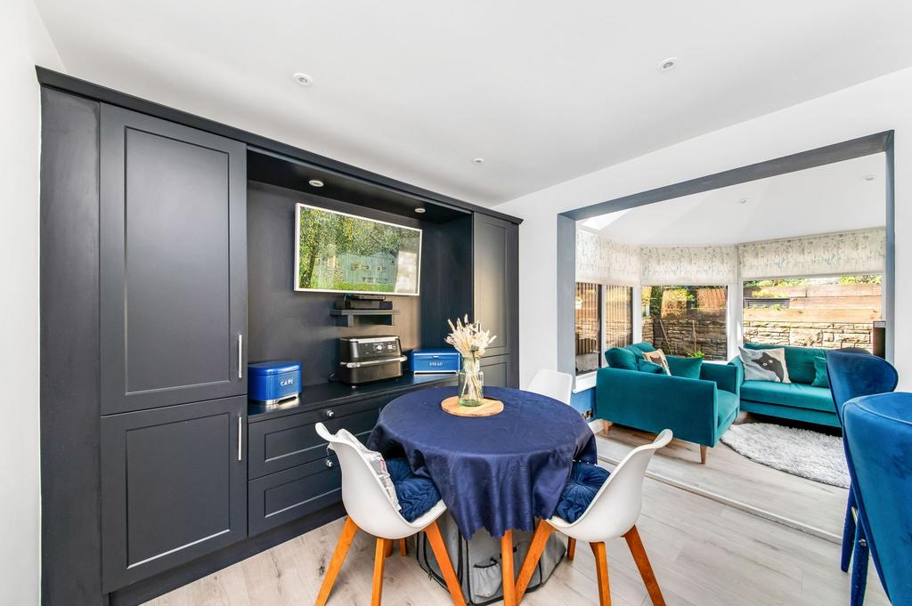 Open plan dining kitchen