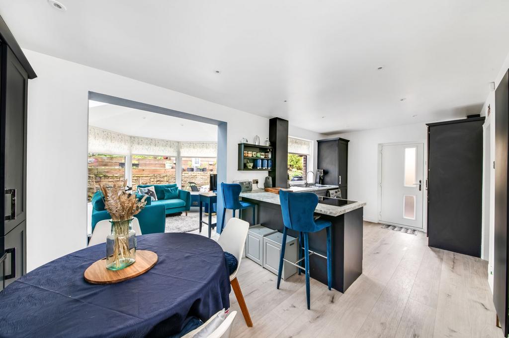 Open plan dining kitchen