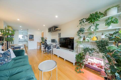 1 bedroom flat for sale, Sylvester Path, London E8