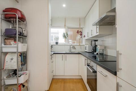 1 bedroom flat for sale, Sylvester Path, London E8
