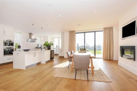 undefined, Coopers Hill Lane, Englefield Green