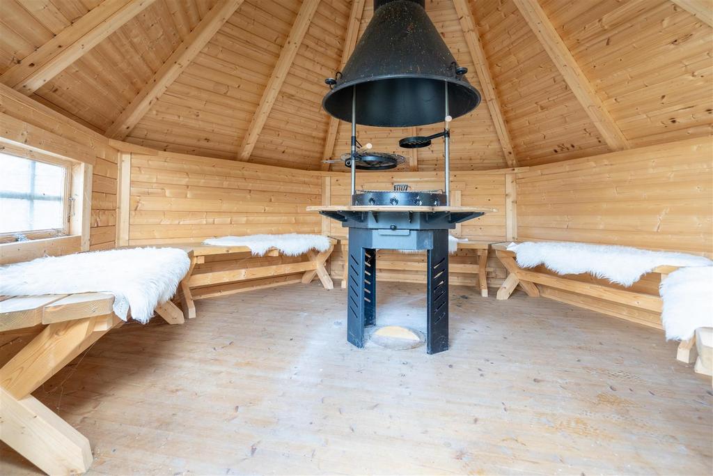 Garden Hut