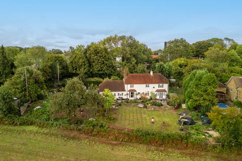 3 bedroom detached house for sale, Heath End Road, High Wycombe HP10