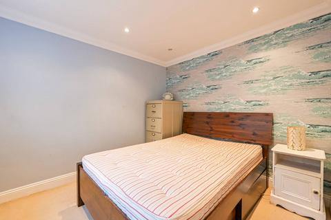 2 bedroom flat for sale, Hackney Road, Bethnal Green, London, E2