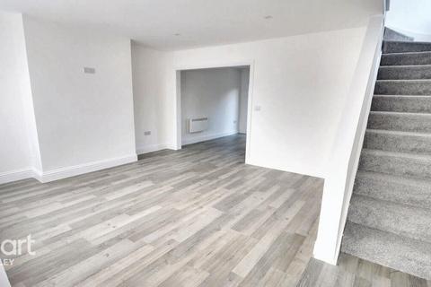 undefined, Rosewood Close, Luton