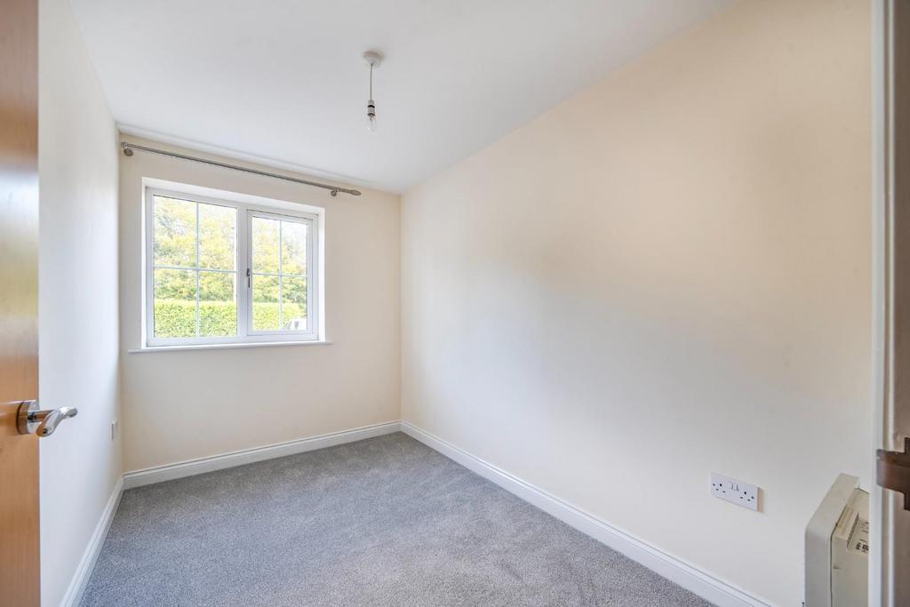 Bedroom 2.jpg