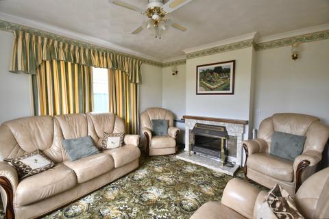 2 bedroom detached bungalow for sale, Lynn Lane, King's Lynn PE32
