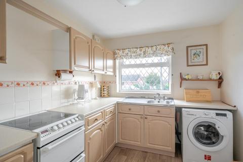 2 bedroom semi-detached bungalow for sale, Hillcrest Court, Tadcaster