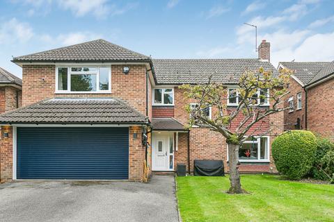 10 Durleston Park Drive, Bookham, Leatherhead, KT23 4AJ