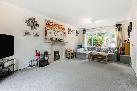 10 Durleston Park Drive, Bookham, Leatherhead, KT23 4AJ