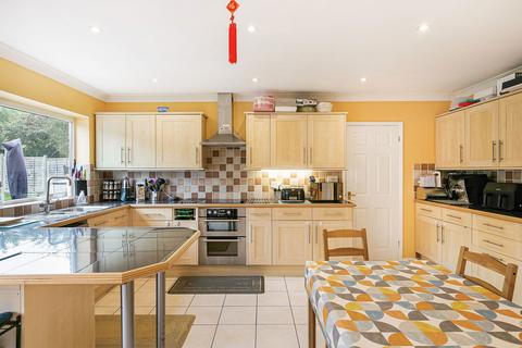 10 Durleston Park Drive, Bookham, Leatherhead, KT23 4AJ