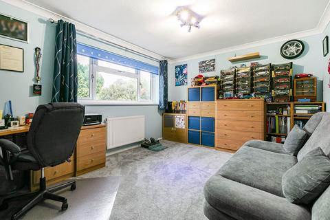 10 Durleston Park Drive, Bookham, Leatherhead, KT23 4AJ