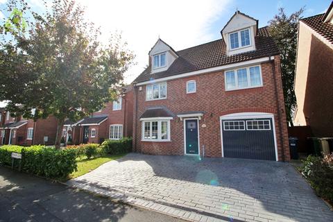 5 bedroom detached house for sale, Dewham Close, Westhoughton, BL5 3GR