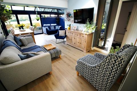 undefined, Dewham Close, Westhoughton, BL5 3GR