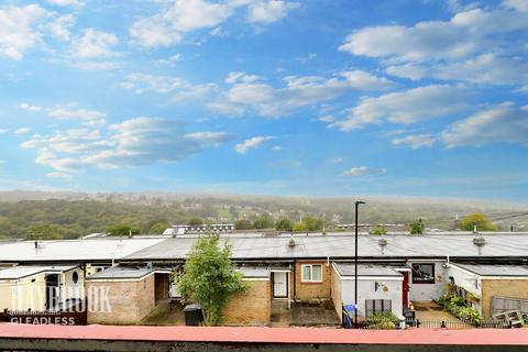 undefined, Middle Hay Rise, Sheffield