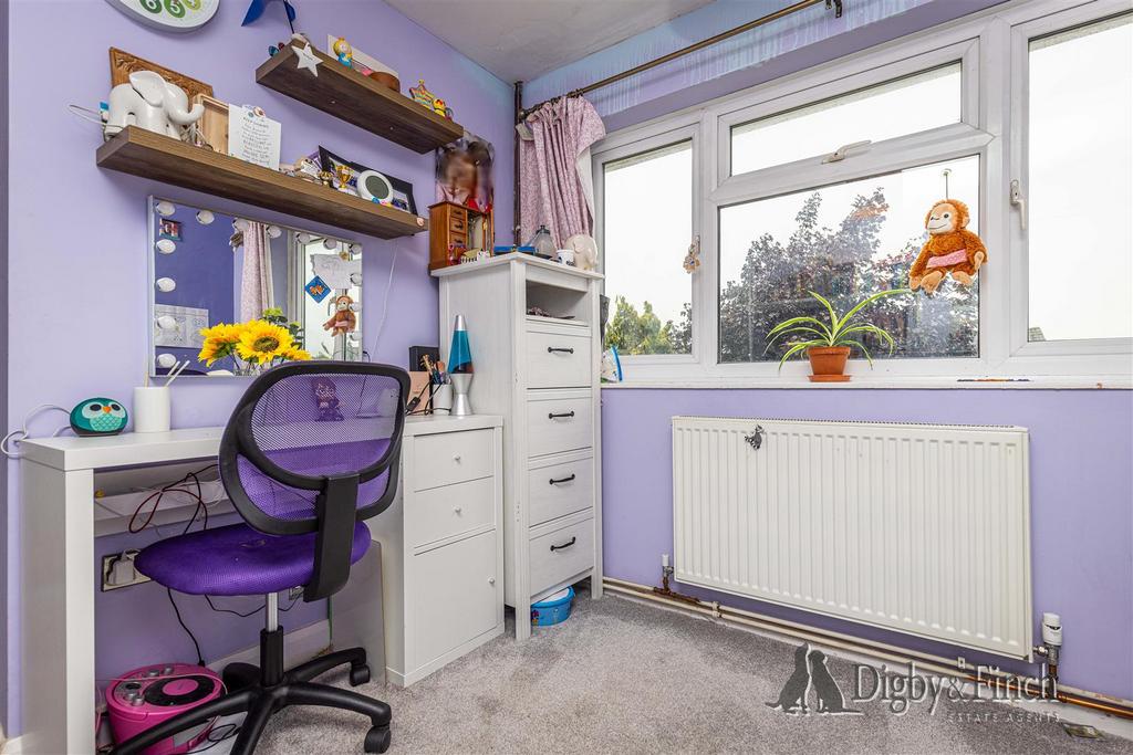8 Yonge Close, Radcliffe, NG12 2 EE-22watermarked.j