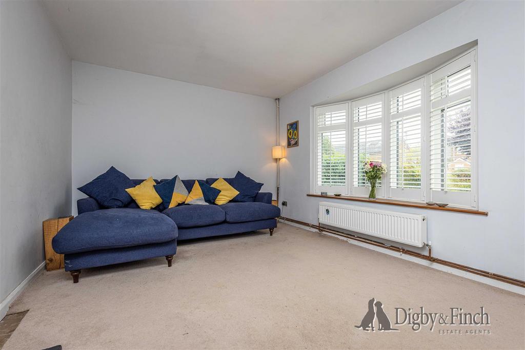 8 Yonge Close, Radcliffe, NG12 2 EE-10watermarked.j