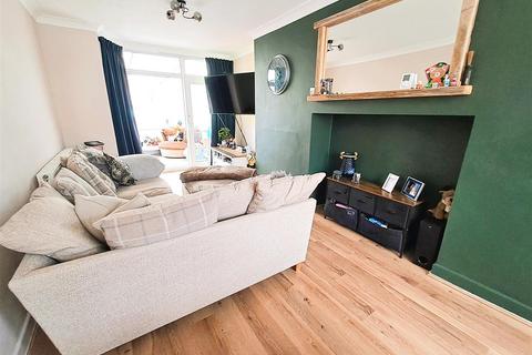3 bedroom semi-detached house for sale, Steyning Road, South Yardley, Birmingham
