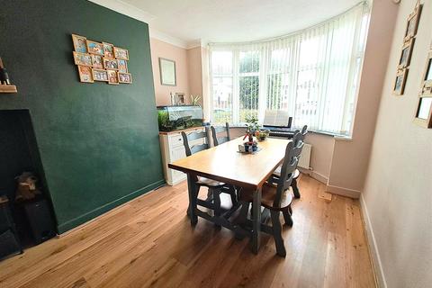 3 bedroom semi-detached house for sale, Steyning Road, South Yardley, Birmingham