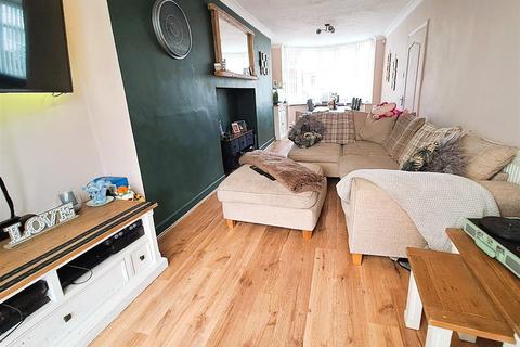 3 bedroom semi-detached house for sale, Steyning Road, South Yardley, Birmingham