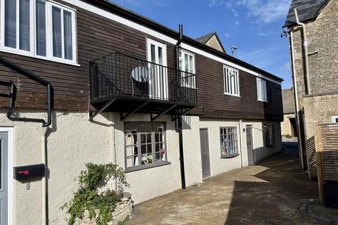 Retail property (high street) to rent, 50 Sheep St Stow On The Wold GL54 1AA