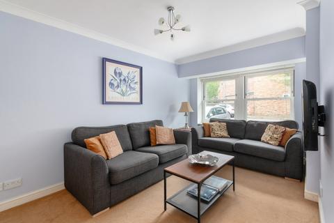 undefined, Waldeck Road, Chiswick W4