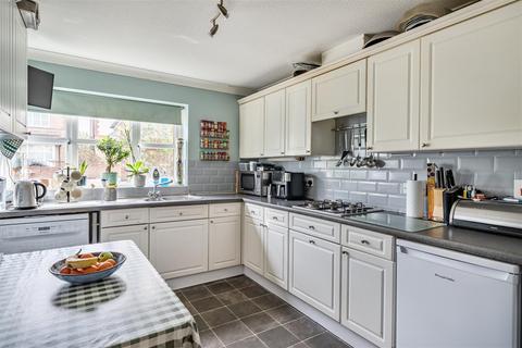 undefined, Hemlets Close, Bridport