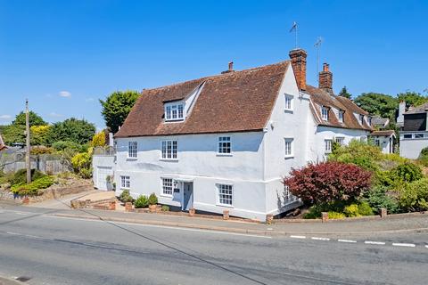 Coggeshall Road, Feering, CO5