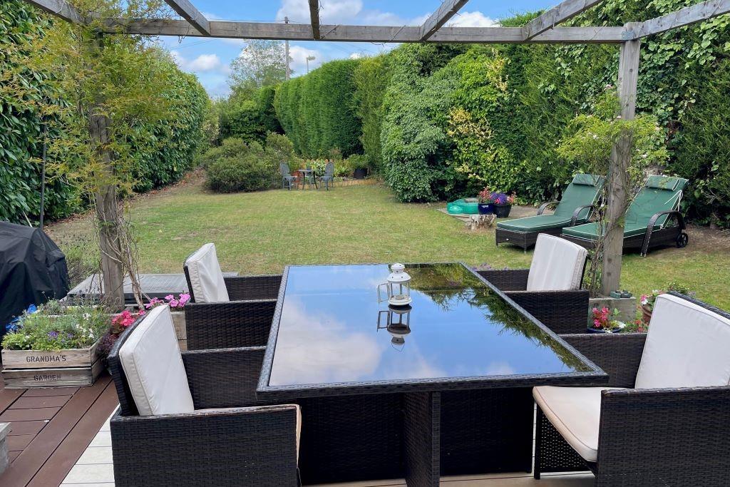 Garden and patio  s c.jpg