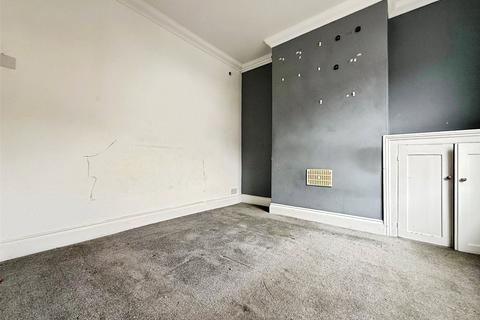 undefined, Blenheim Gardens, Reading, Berkshire