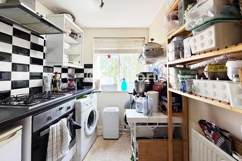 1 bedroom flat to rent, Kingsdown Road, London, N19