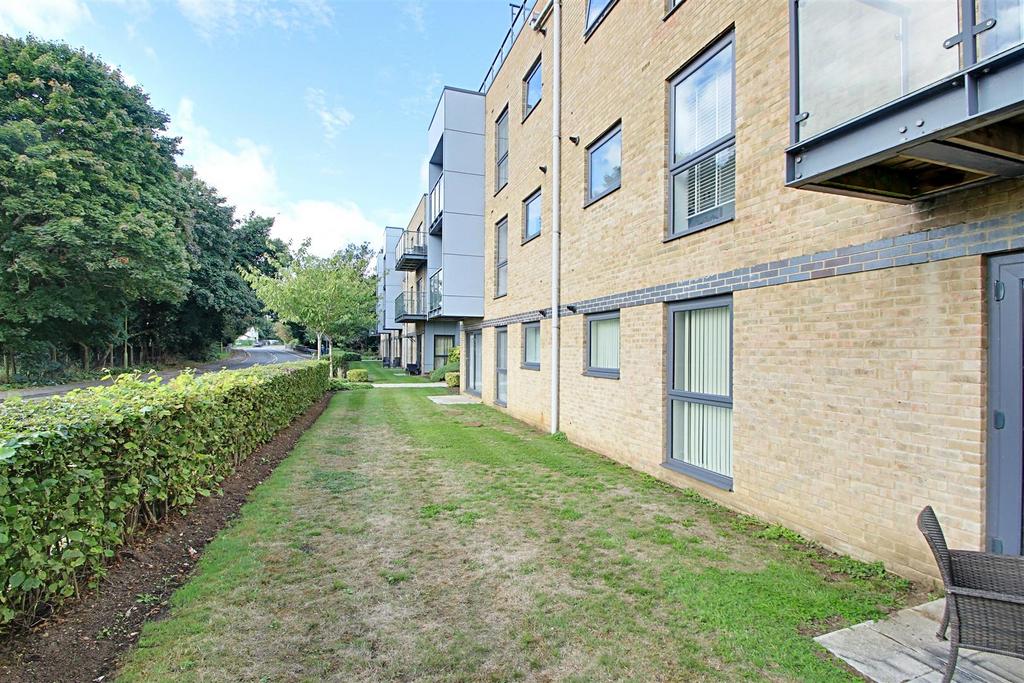 Communal Gardens.jpg