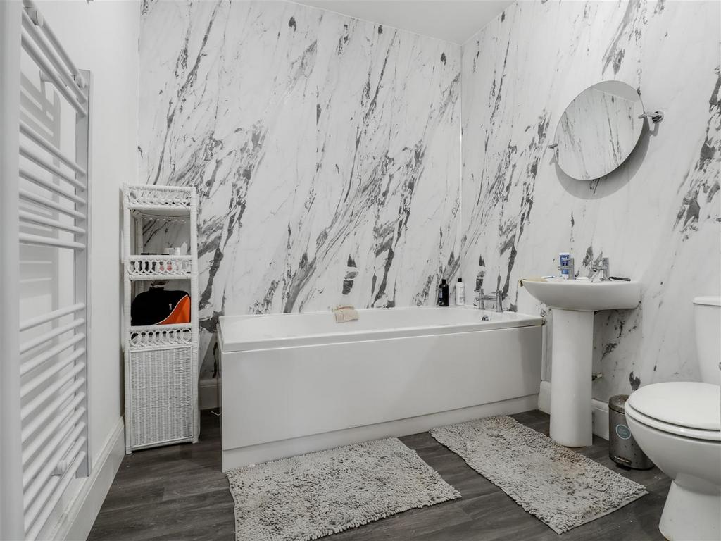 Family bathroom