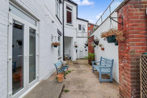 2 bedroom apartment for sale, Weybourne Road, Sheringham NR26