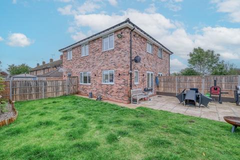 undefined, The Grove, Studley, B80