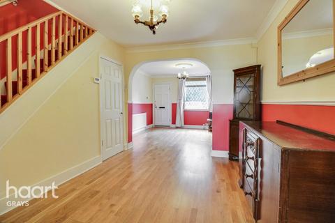 2 bedroom end of terrace house for sale, Malvern Road, Grays