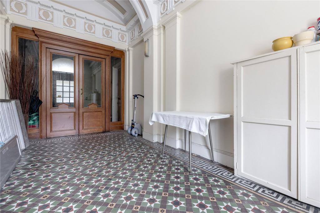 Vestibule Entrance