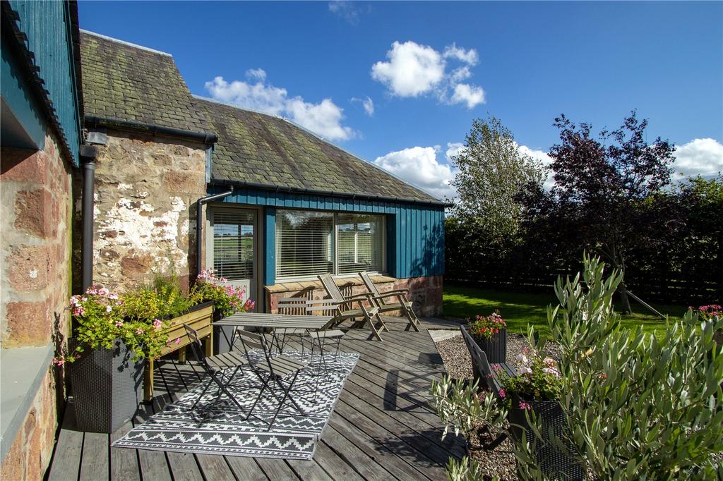 Courtyard Decking